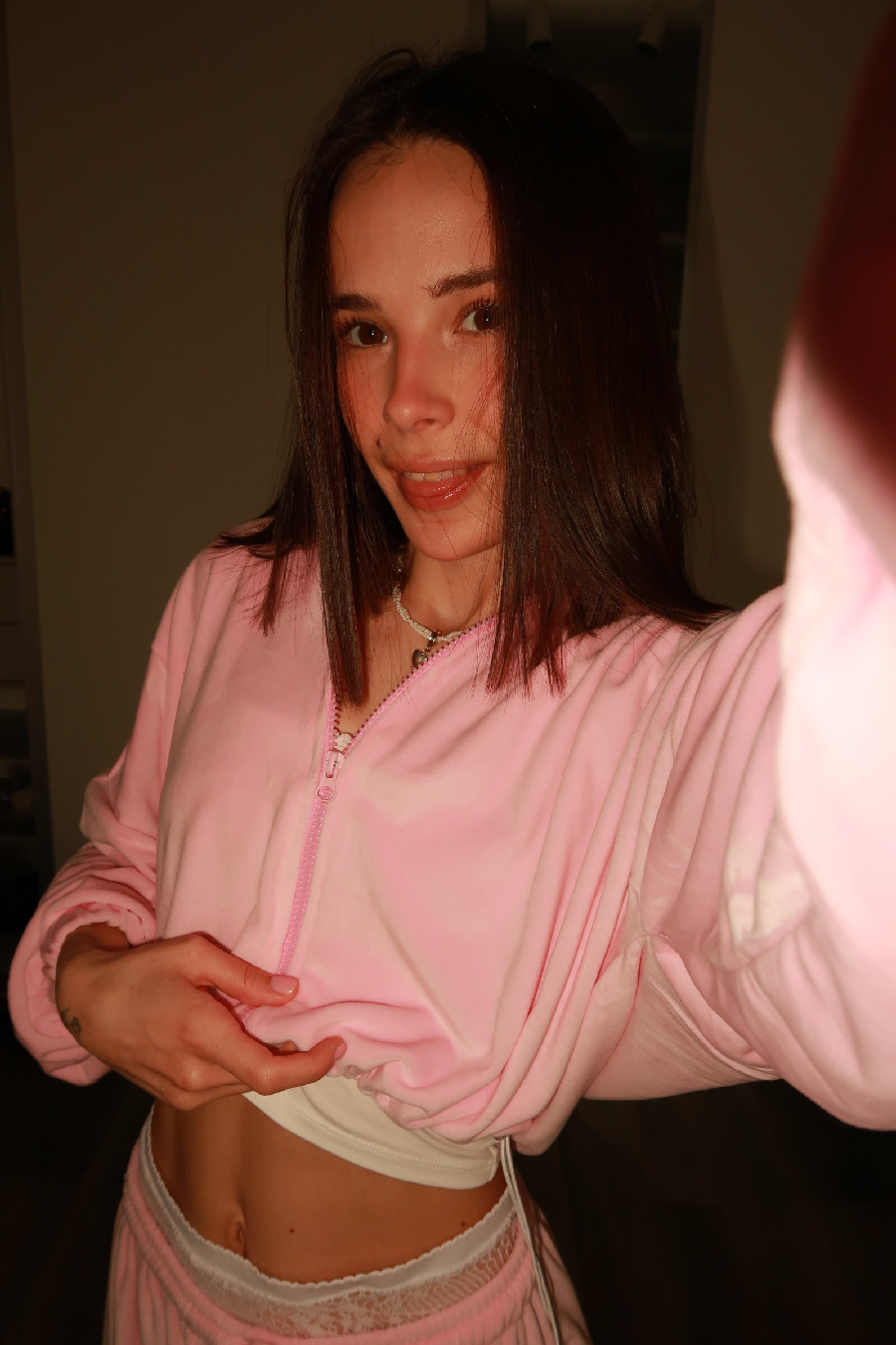 Tina brings the glow — live moments in Liuzhou